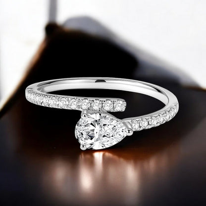 Pear Drop Solitaire Moissanite Engagement Ring – 925 Sterling Silver, Moissanite Wedding Band, Elegant Promise Ring, Anniversary Gift for Her